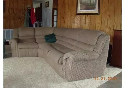 Couch 3 piece sectional